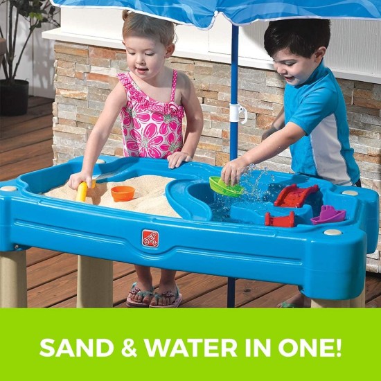 Step2 Cascading Cove Sand- und Wassertisch, sensorisches Aktivitätsspielset für Kinder, kommt mit Regenschirm, sommerlichem Outdoor-Spielzeug, 7-teiligem Spielzeugzubehör, für Kleinkinder ab 1,5 Jahren